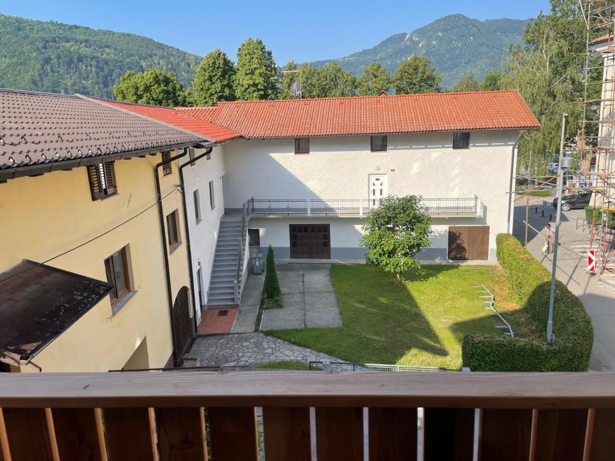 Old Square House - Hisa Na Starem Trgu Tolmin Exterior foto
